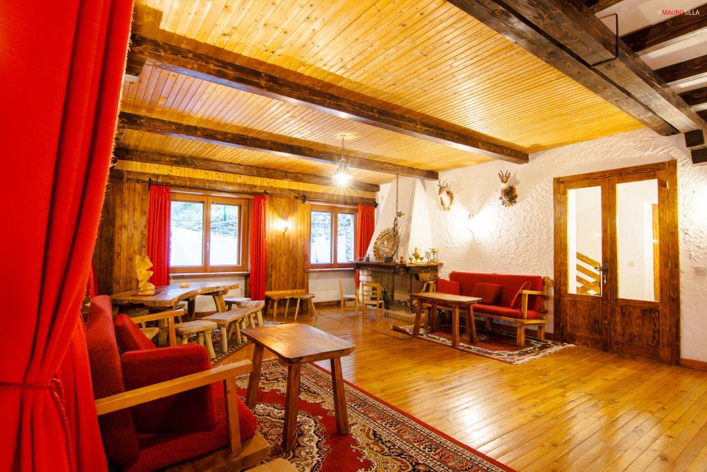 Hotel Garni Mille Pini Scanno Exterior photo